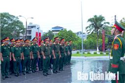 Cục Chính trị tổ chức dâng hương nhân dịp kỷ niệm 80 năm ngày truyền thống
